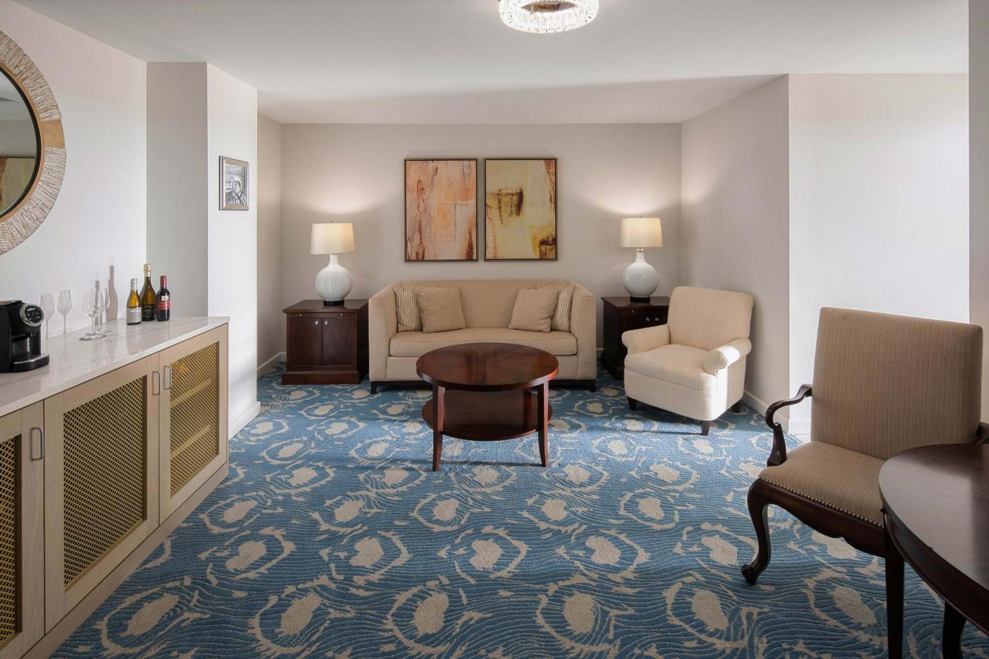The Karol Hotel, St. Petersburg Clearwater, A Tribute Portfolio Hotel Exterior photo