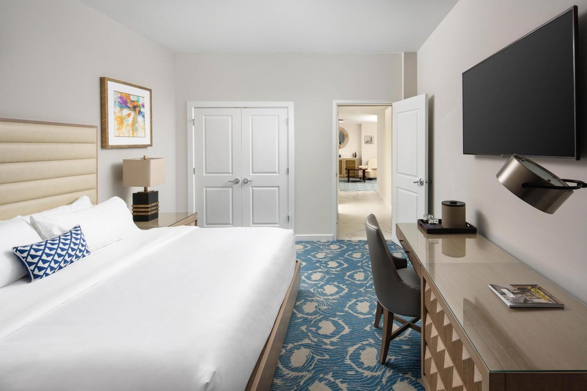 The Karol Hotel, St. Petersburg Clearwater, A Tribute Portfolio Hotel Exterior photo